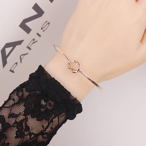 BRATARA DE LUX INIMA ROSE GOLD
